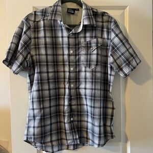 Volcom collared boy’s shirt. Size M
